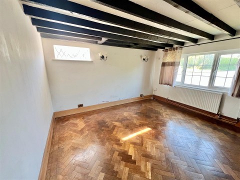 Click the photo for more details of Totland Bay, Isle of Wight