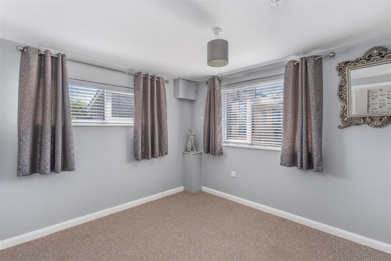 Images for Buzzards Close, Little Bourton