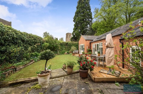 Click the photo for more details of Lovells House, Welford, Northamptonshire