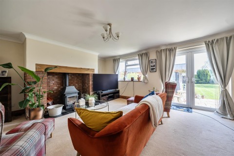 Click the photo for more details of Glebelands, Puddington, Tiverton