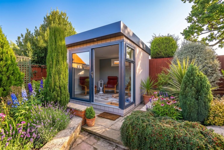 Images for Springfield Close, Branston, Lincoln