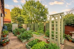 Images for Springfield Close, Branston, Lincoln