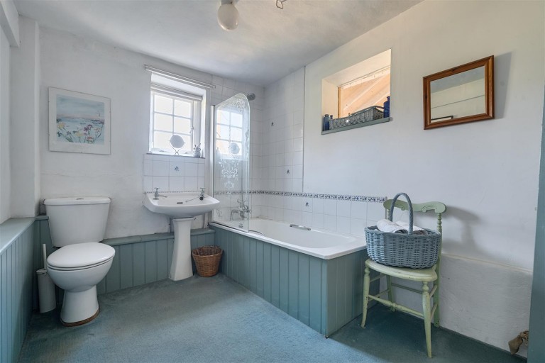 Images for Kennel Farmhouse, Clarendon, Wiltshire