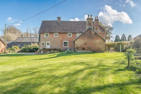 Click the photo for more details of Kennel Farmhouse, Clarendon, Wiltshire