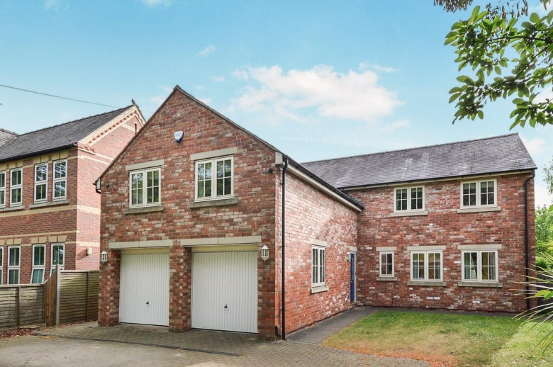 Click the photo for more details of Riseholme Road, Lincoln