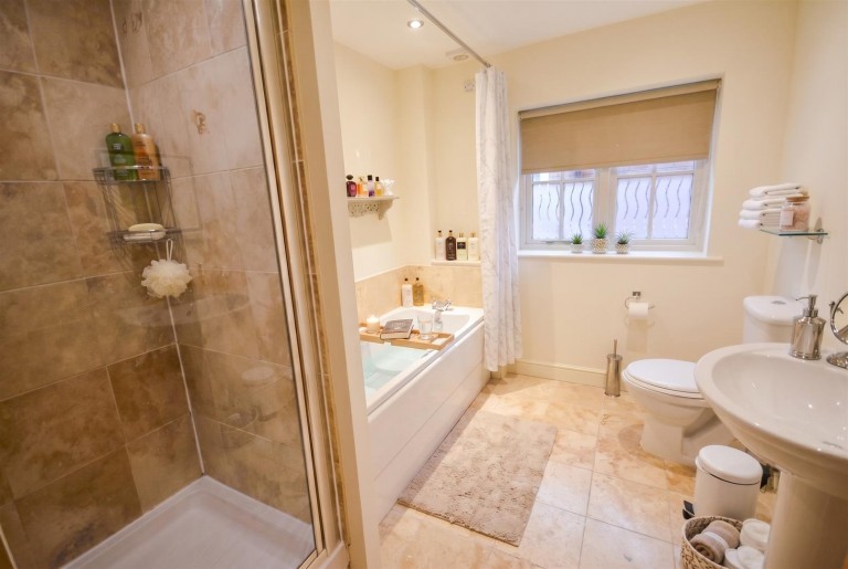 Images for Riseholme Road, Lincoln