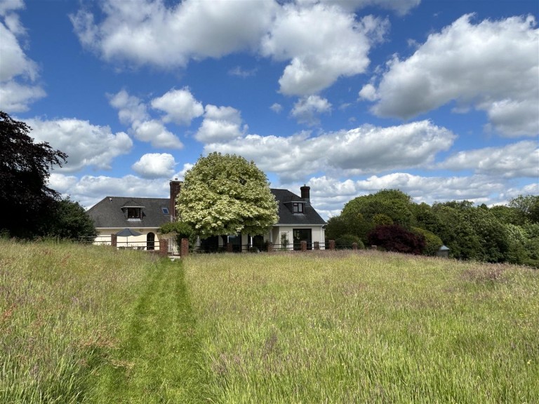 Images for Near South Molton