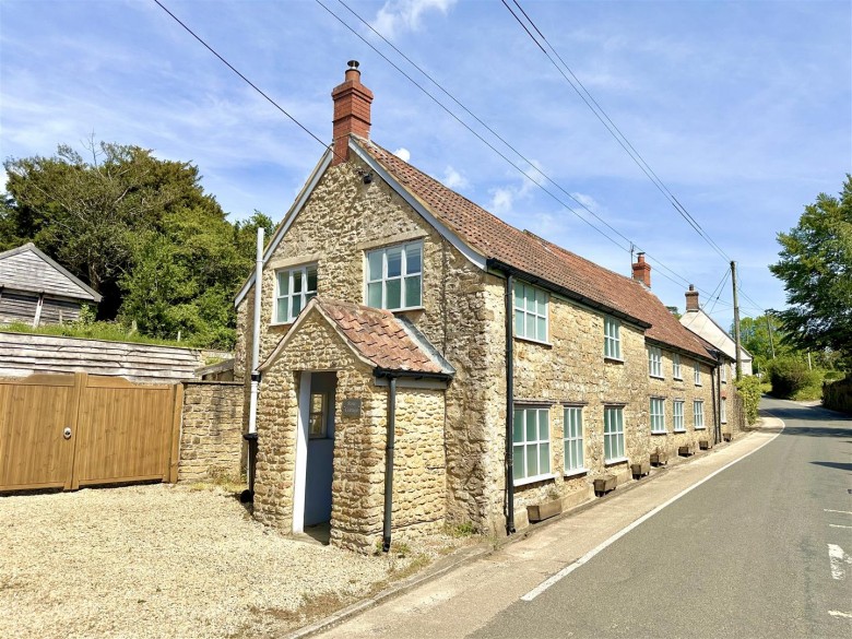 Click the photo for more details of South Perrott, Beaminster, Dorset