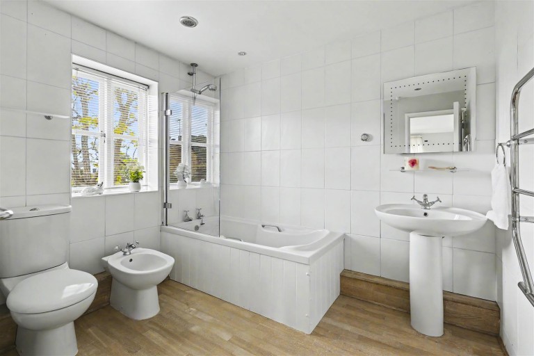 Images for Eastgate, Great Chesterford, Saffron Walden