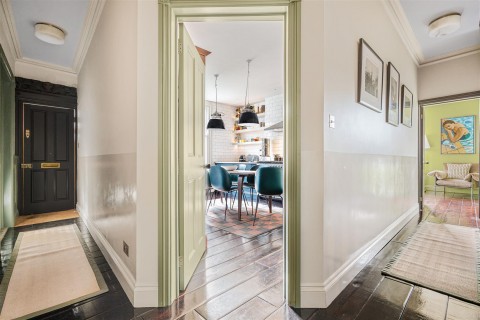 Click the photo for more details of Vinery Road, Cambridge