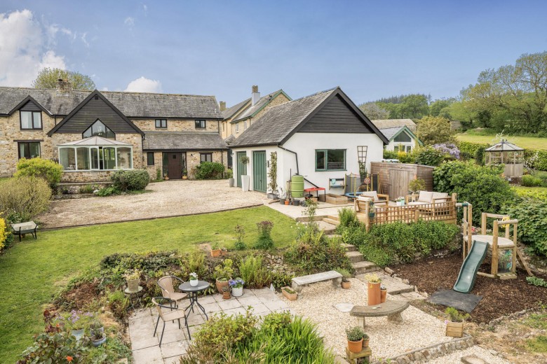 Click the photo for more details of Fordhayes Farm, Kilmington, Axminster