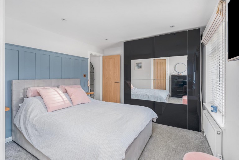Images for Thornhill, Chacombe - Exceptional interior