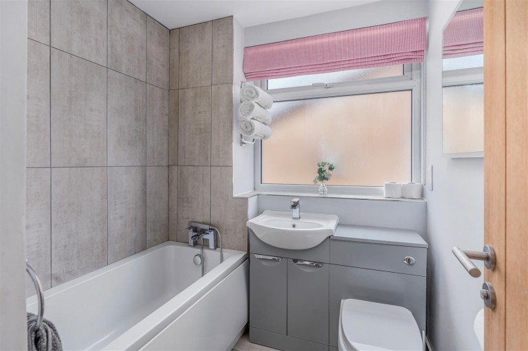 Images for Thornhill, Chacombe - Exceptional interior
