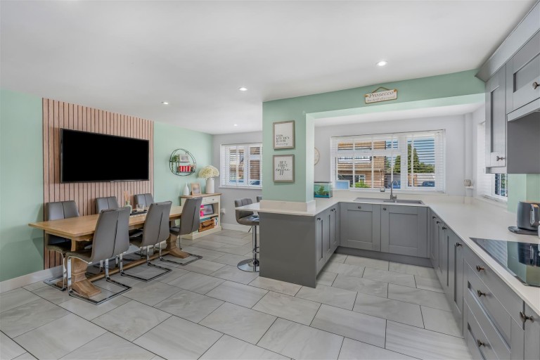 Images for Thornhill, Chacombe - Exceptional interior