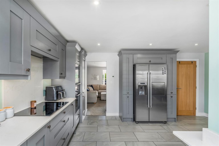 Images for Thornhill, Chacombe - Exceptional interior