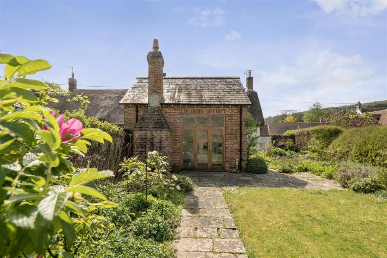 Images for Durweston, Blandford Forum