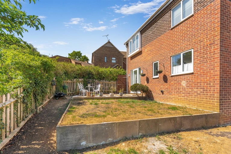 Images for The Camellias, Banbury