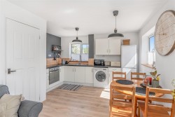 Images for The Camellias, Banbury