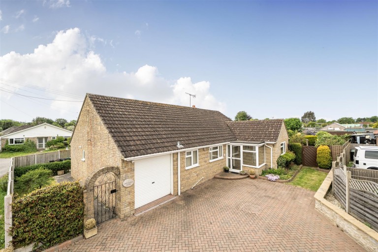 Images for Greystones Close, Crossways, Dorchester
