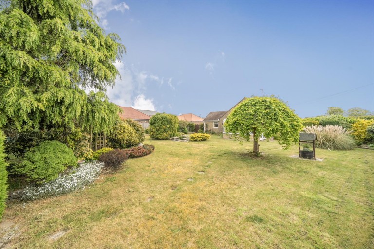 Images for Greystones Close, Crossways, Dorchester