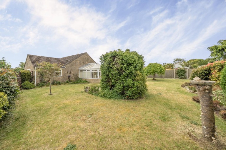 Images for Greystones Close, Crossways, Dorchester