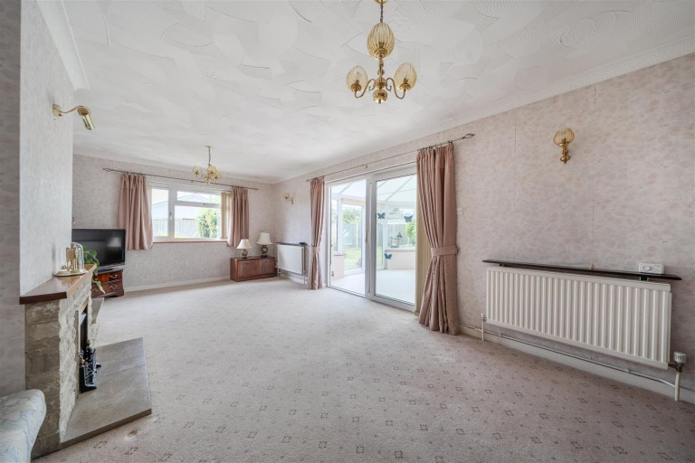 Images for Greystones Close, Crossways, Dorchester