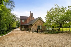Images for Brickyard Lane, Corfe Mullen, Wimborne