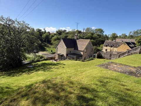 Click the photo for more details of Ablington, Gloucestershire
