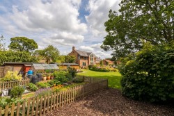 Images for Village Street, Pickworth