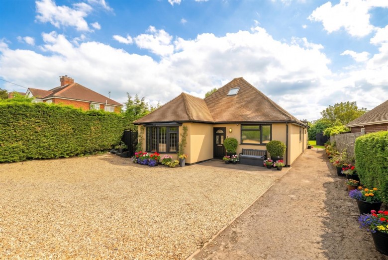 Click the photo for more details of Lincoln Road, Nettleham, Lincoln