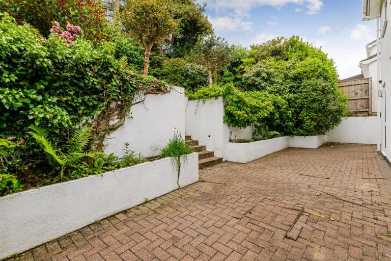 Images for Redwalls Meadow, Dartmouth