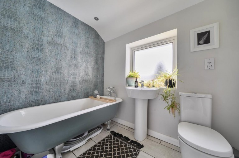 Images for Nether Lane, Flore, Northampton, NN7