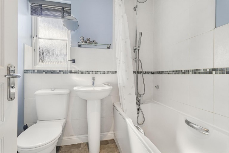Images for Green Road, Haverhill
