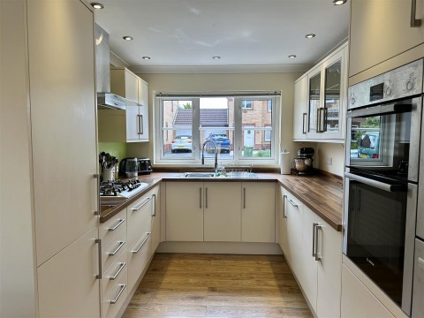 Click the photo for more details of Higher Westlake Road, Roundswell, Barnstaple