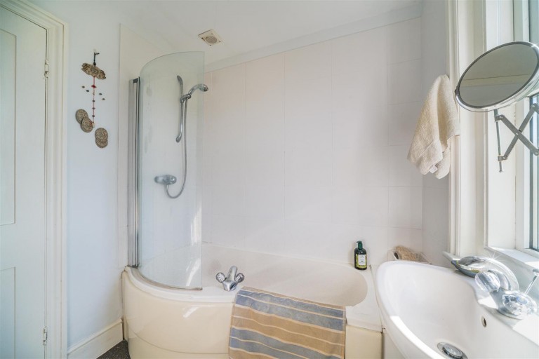 Images for Military Road, Brighstone, Newport