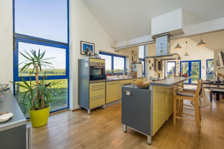 Images for Military Road, Brighstone, Newport