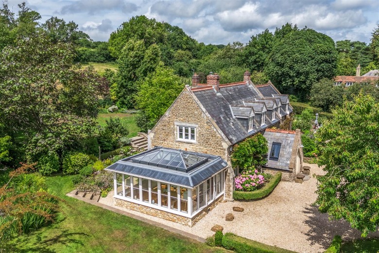 Click the photo for more details of Waytown, Bridport