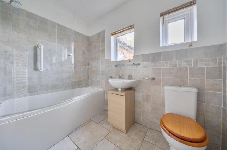 Images for Hollow Way, Eydon, Daventry, NN11