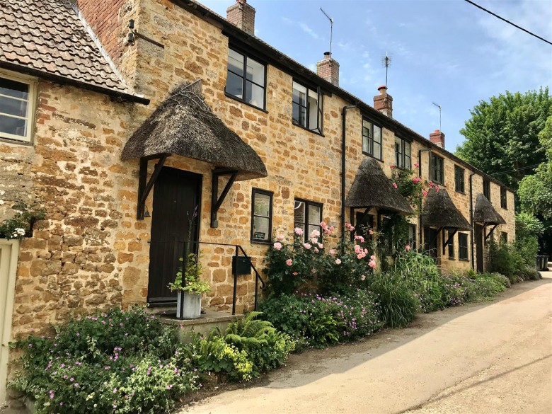 Click the photo for more details of Symondsbury, Bridport