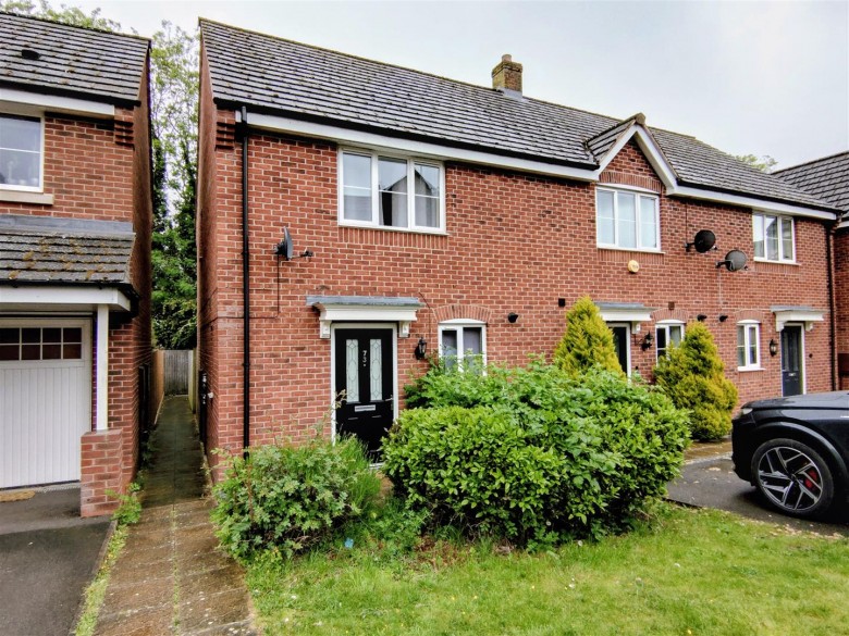 Click the photo for more details of Dennetts Close, Daventry