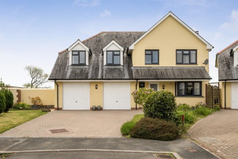 Click the photo for more details of Ashreigney