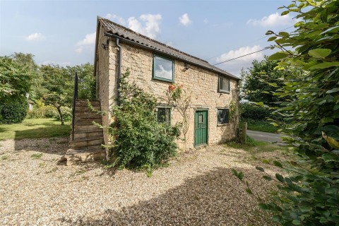 Click the photo for more details of Woodville, Stour Provost