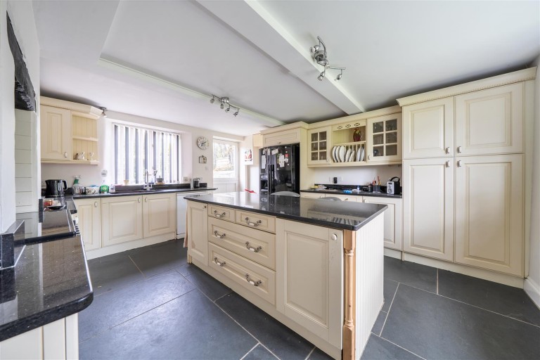 Images for Near Chittlehampton
