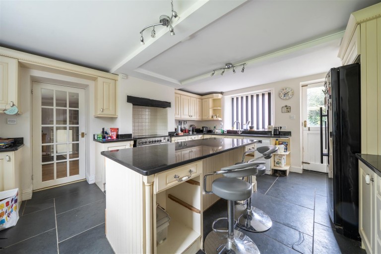 Images for Near Chittlehampton