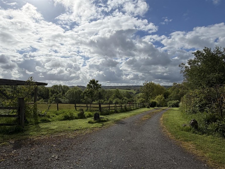 Images for Near Chittlehampton
