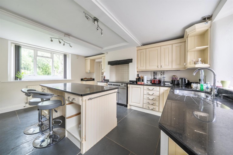 Images for Near Chittlehampton