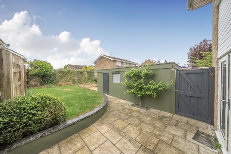 Images for Woodville Crescent, Yardley Gobion, NN12