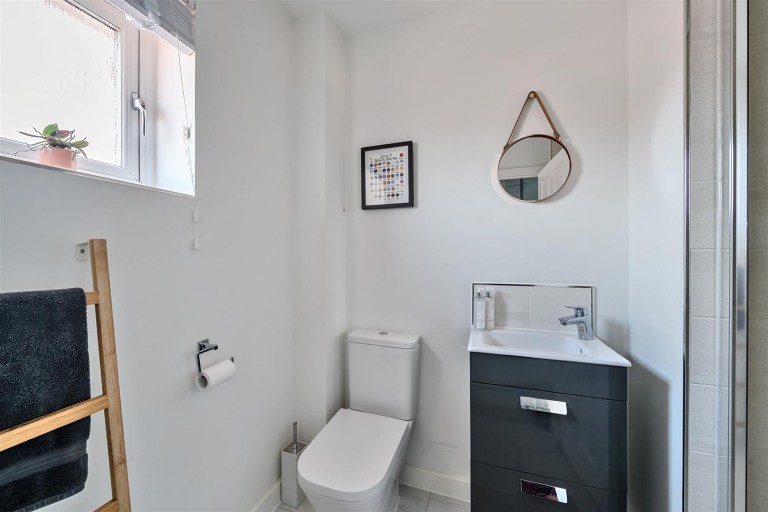 Images for Lukes Close, Wellington
