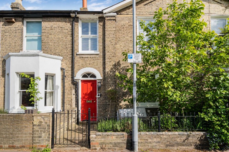 Click the photo for more details of Eden Street, Cambridge