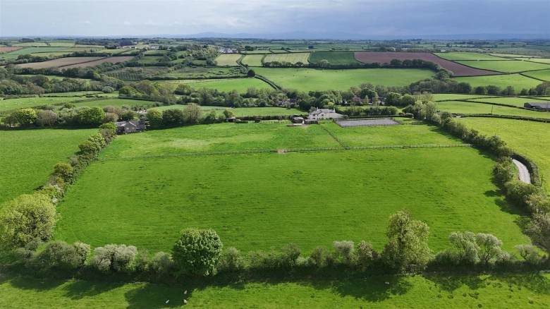 Click the photo for more details of Roborough, Winkleigh